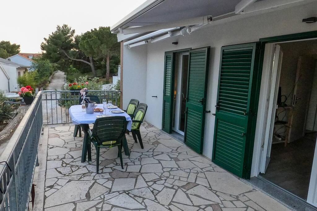 Kn House With Two Apartments Near Sea Rogoznica  Exteriér fotografie